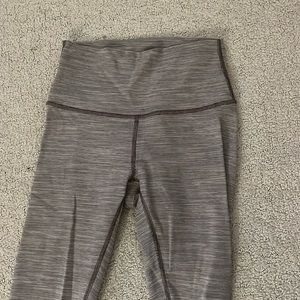 Lululemon leggings size 4 25”